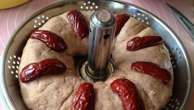 发糕|粗粮发糕新吃法,简单不用揉,蓬松暄软不塌陷,比面包都好吃