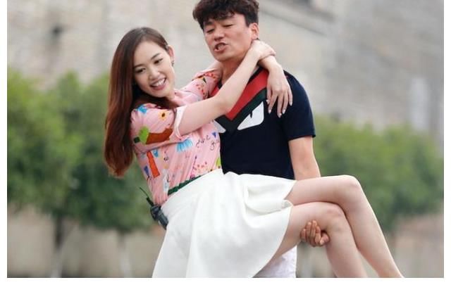 程璐|中国版《我们离婚了》即将来袭！看到网友的提议：这不是搞事情吗