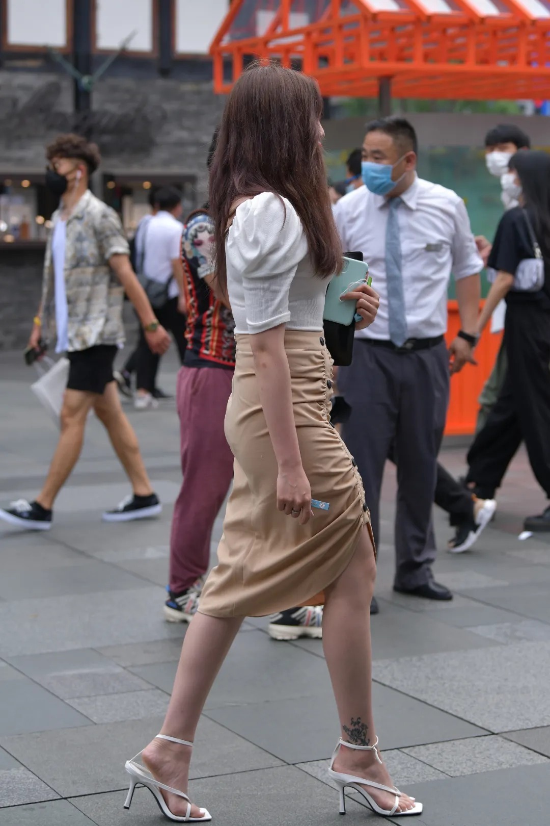  飘飘|长发飘飘，漂亮动人的长发美女