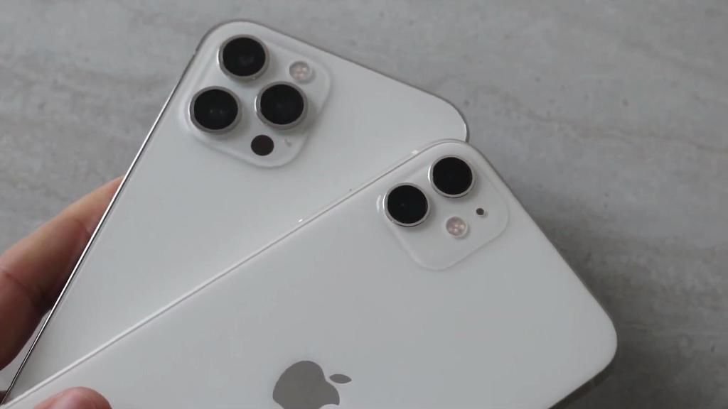 iPhone11|iPhone12ProMax和iPhone11拍照对比：区别同样很大