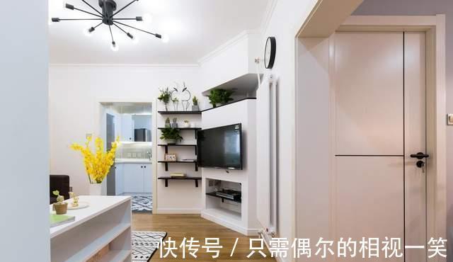 精致|50m2老破小爆改：餐厨合并功能叠加，一居改两室，精致又清新！