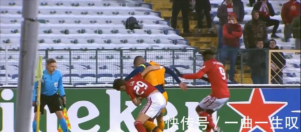 博維|19歲小孩撐起穆里尼奧的天空，他下場后，羅馬差點(diǎn)被對(duì)手翻盤