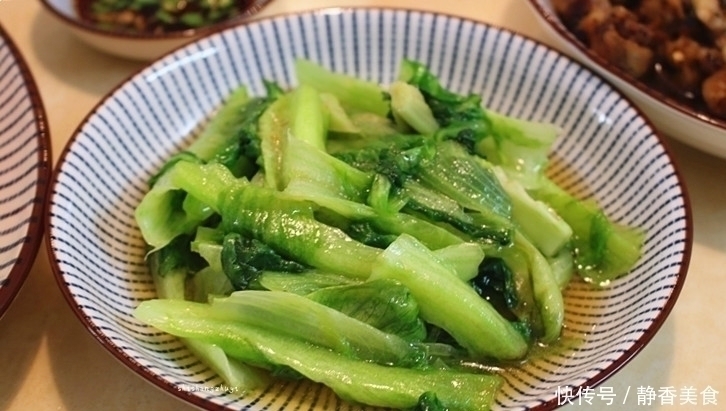 荷兰豆|在家做饭就是实惠，一桌菜花了不到150，在外面吃至少要600块