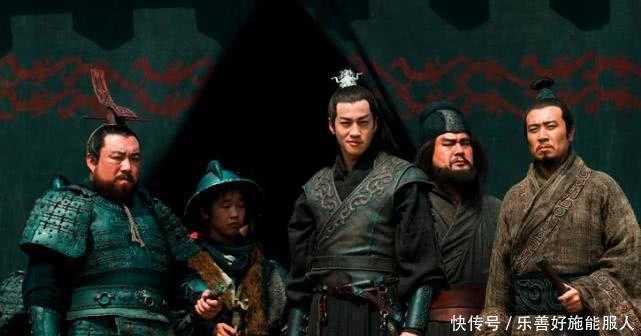 从未|与吕布交手三胜两平，从未输过，三国中原来他最厉害！