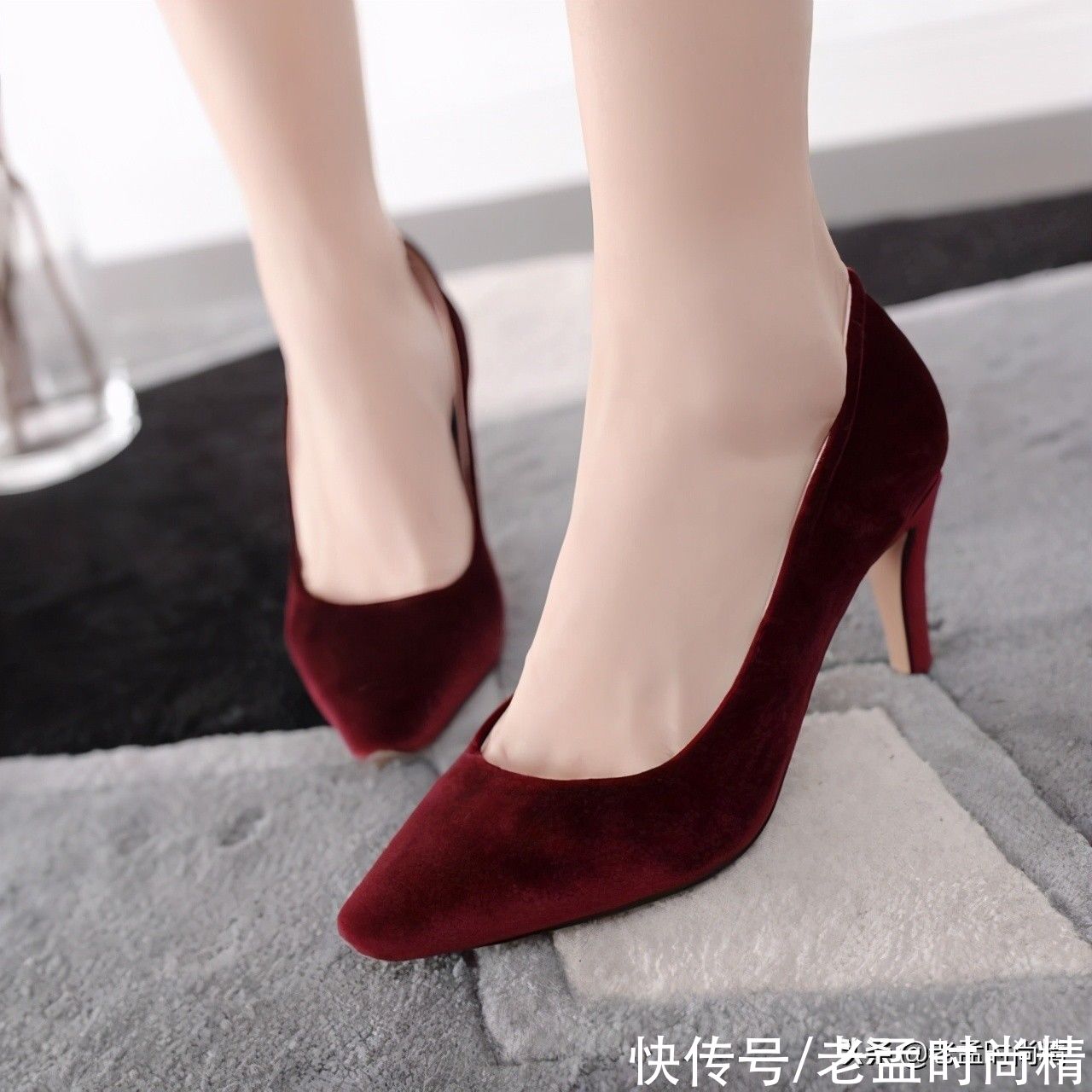 鞋身|一双优雅高跟鞋，搭遍裤装和裙装，性感又有气质