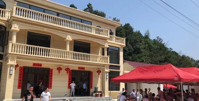 两兄弟|广东俩兄弟花31万建别墅,摆60桌酒席宴请村里人,真给家族长脸