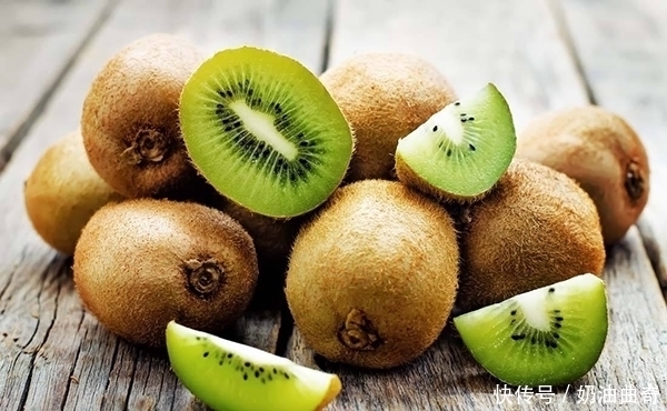 红枣|失眠先别着急吃药,5种食物具有安神促眠的作用