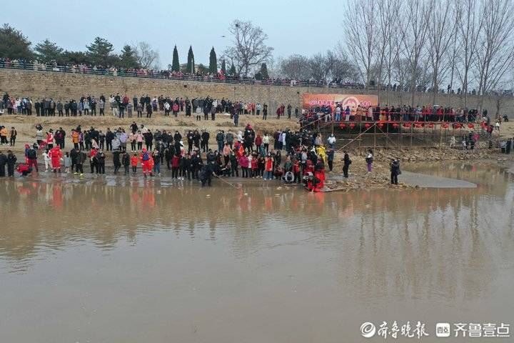 河灯|祈福祝愿，留住乡愁！平阴县翟庄村108盏河灯“点亮”黄河