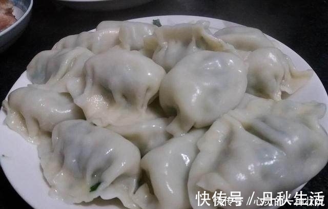 用它包饺子比肉馅好吃百倍,它被称为神仙草,常吃提神醒脑