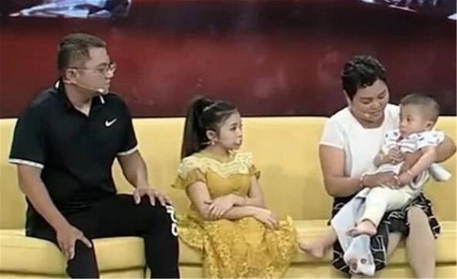 潘丽炫|当年身高90厘米袖珍女孩,不听医生劝阻生下一子,后来怎样了?
