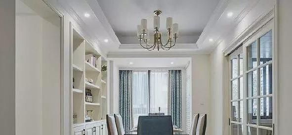 吊顶|140平米的美式风新房入住，玄关就体现主人的高品位，温馨大气