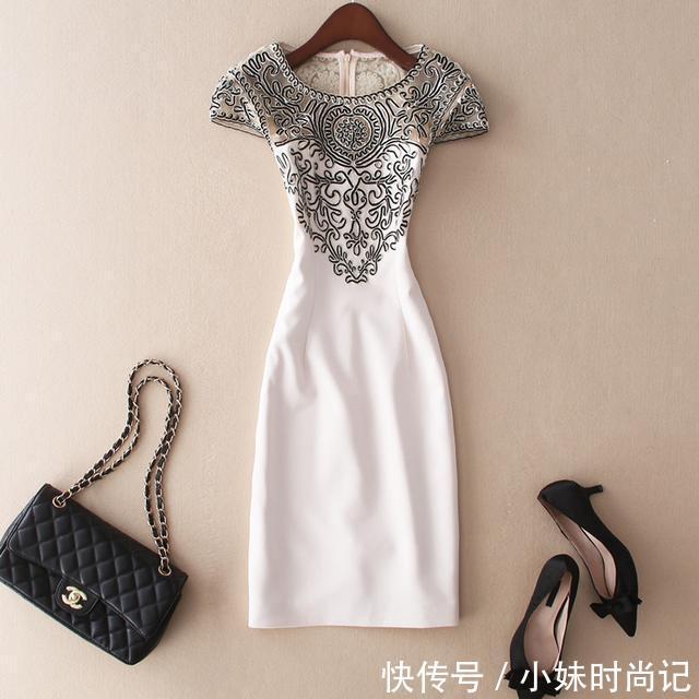 时尚|论时髦和显瘦，我只服收腰修身款裙子