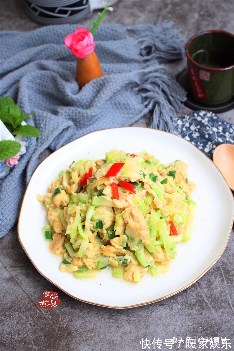 女儿点名要吃此菜,烹调简单,鲜嫩香软,清热利尿低热量