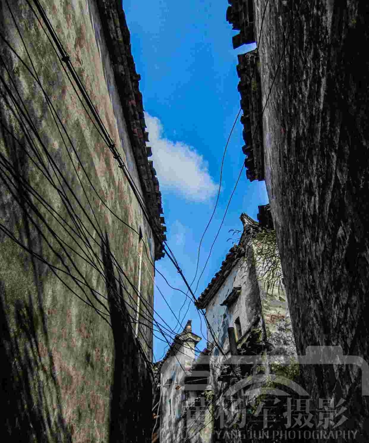 老家|中国旅游资源最丰富的县，常住人口仅314985人，梦里老家景美如画