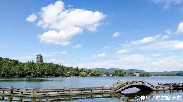 姜维|在我们身处人生顶峰时,就要学会顺流而下