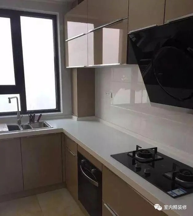 背景墙|新家刚装好,忍不住晒晒老公画的背景墙,谁看都说有几万的档次