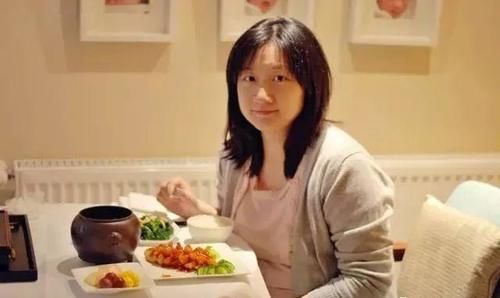 18年前，生完孩子“一夜变老”的宝妈现在怎样了？