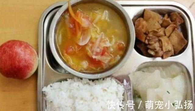 幼儿园|“妈妈我在幼儿园吃了2碗饭”,看完午餐照片后,妈妈却表示酸了