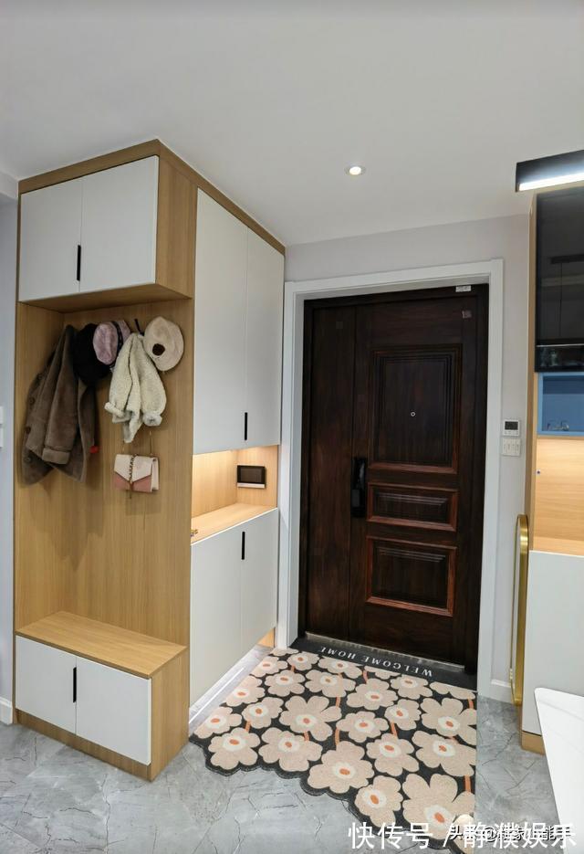 床头|越来越流行不做电视墙，学她家装修，入住三个月生活幸福美满