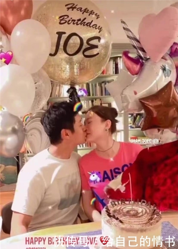 艾伦晒与陈乔恩接吻照,庆祝女友42岁生日,陈乔恩状态少女感十足