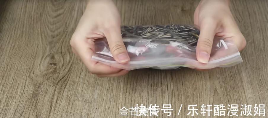 瓜子受潮不脆了怎么办只需学会这4招,瓜子和刚买一样酥脆鲜香