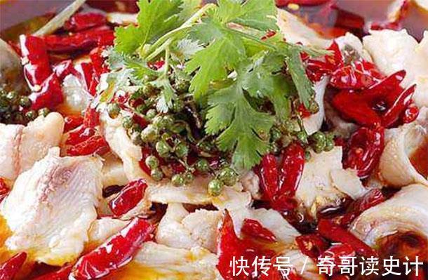 胃口|千载难逢的下雨天孩子疯狂吃肉吃辣胃口好,多吃香辣菜,开胃过瘾