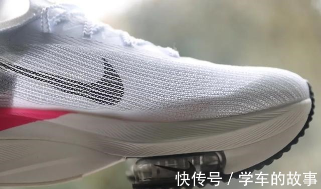 真假 也许你在某宝上买的折扣跑鞋是莆田货!真假鉴别教程让你不再被坑!