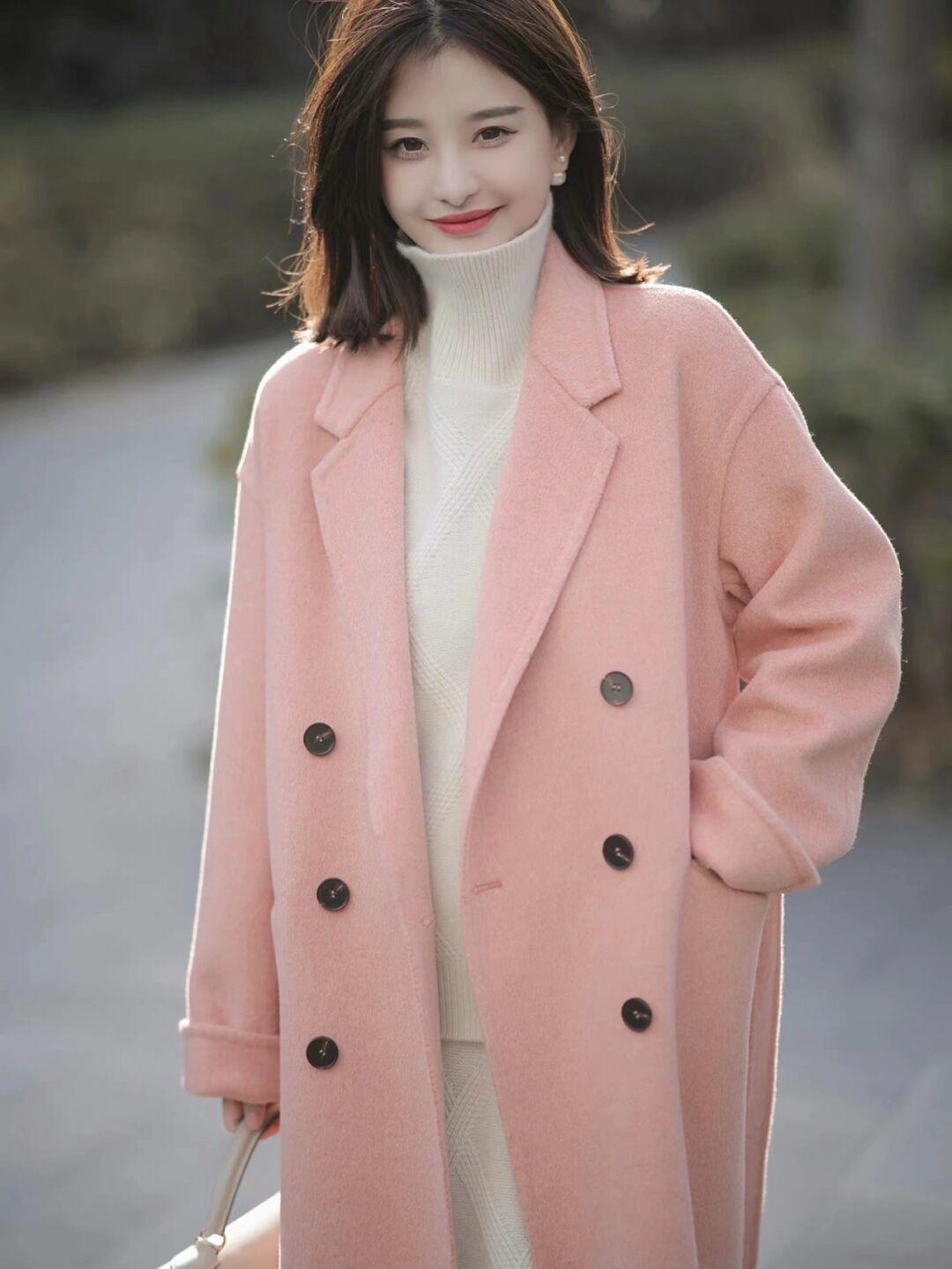 百搭 “大衣”才是冬季搭配的王者单品,保暖舒适又百搭,美得高级