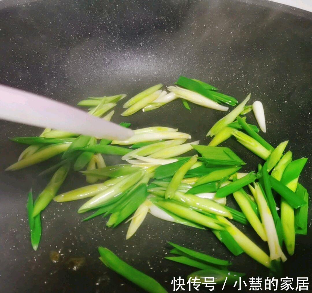 铲子|鲜香滑嫩的香菇炒肉，好吃下饭，大家赶紧收藏起来做底牌吧