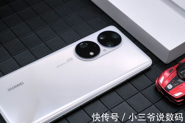 新生|华为P50 Pro：万象新生、万物互联，影像新旗舰