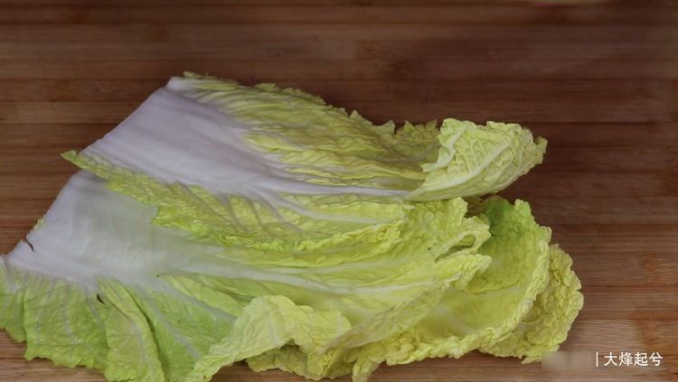 白菜新做法，是年夜饭我家必做的压轴菜，上桌比红烧肉还受欢迎