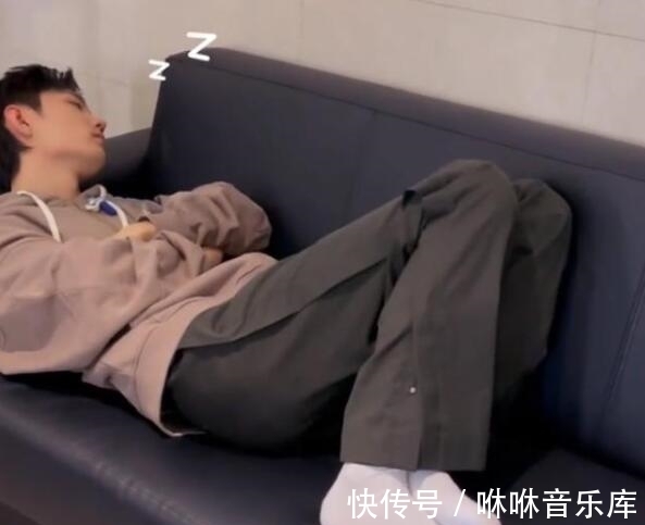小飞侠|肖战晚会花絮被放出，炸场演出的背后让人心疼，获活动方高度评价