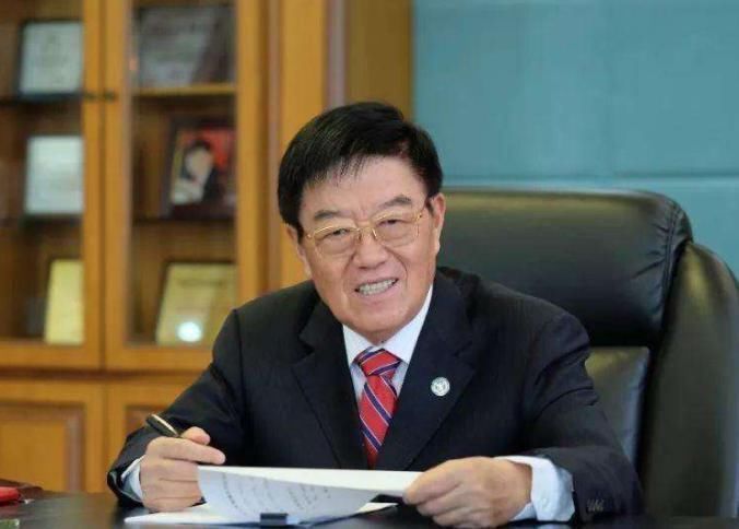 扬子江药业|几口缸几个人办药厂,靠“一包中药”,年入1000多亿却坚持不上市