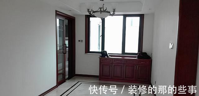 买套180平的大房子,朋友们个个羡慕不已,可如今却成为了笑话