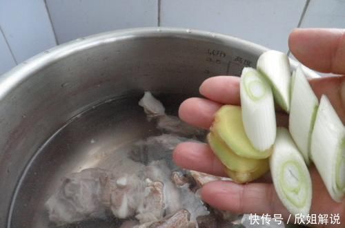 排骨|“天然祛湿汤”被发现了，每周吃2次，湿气没了，身体也轻松了