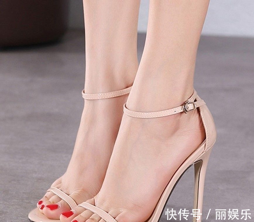 优雅 哇塞!原来这才是今年最流行的高跟鞋,款款优雅大方,气质显瘦