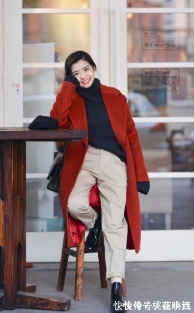 大长腿 秋冬还是穿“大衣”最高级,搭配毛衣、牛仔裤、半身裙时髦又气质