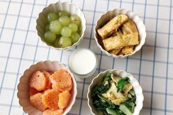 营养均衡|夏季，一家三口的早餐，连续7天不重样，营养均衡，网友：想蹭饭