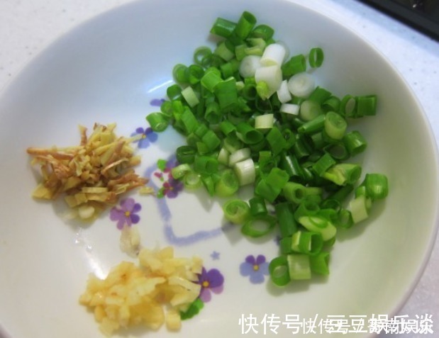百香果|小孩子抢着吃的3道硬菜，个子猛长，驱寒养胃又保暖，10块都不到