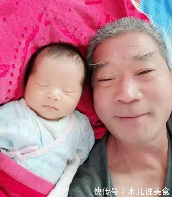 天赐|67岁“超高龄妈妈”产女后续,女儿成为小网红,夫妻俩人气爆棚