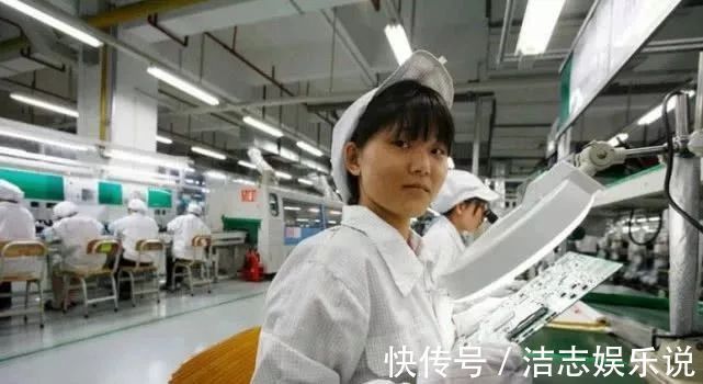 打工妹|富士康打工妹希望被裁员,回家摆地摊,工作13年补偿金以为看错