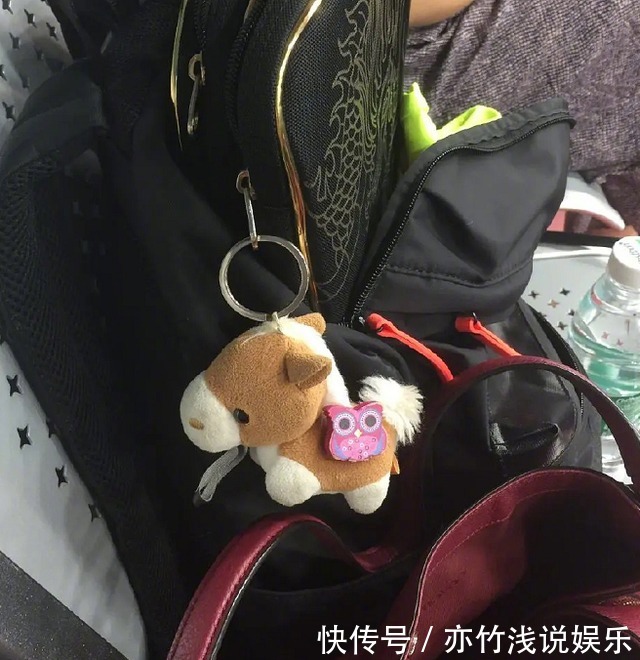 许昕|亮了亮了:马龙的鹰,许昕的手,樊振东的壕,全红婵的拖鞋