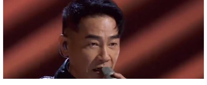 电话|《披荆斩棘》刚开播, 陈小春曝经常被谭咏麟电话吵醒, 原因笑翻全场