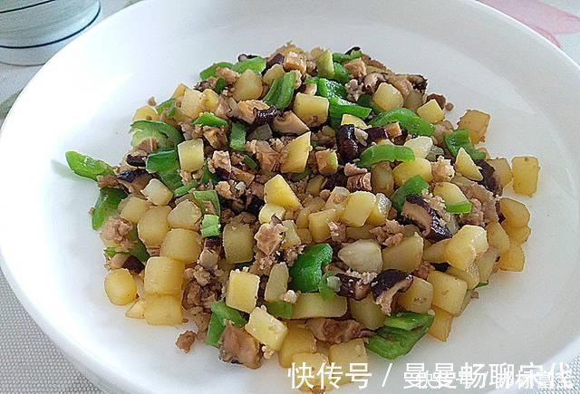 土豆和它一起炒,比炒土豆丝好吃,全家都爱吃,太香了