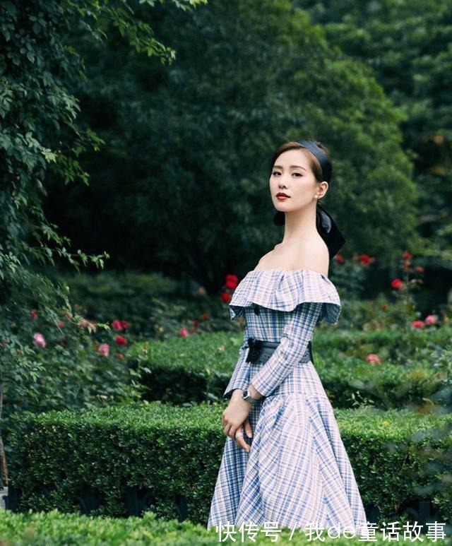 穿搭 谁说格子裙太普通，这样穿精致又优雅，韵味十足！