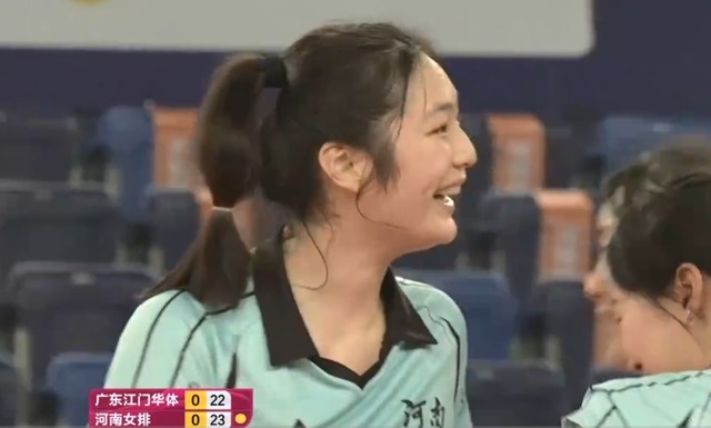 龚翔宇|今年女排联赛有哪些亮点?小鬼当家,还是姑娘们的拼搏精神?