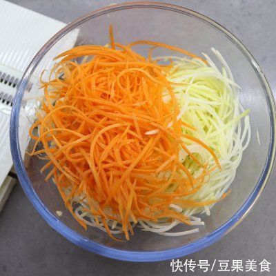 早餐|周末超美味的低脂早餐——土豆丝卷饼来袭，还不快吃