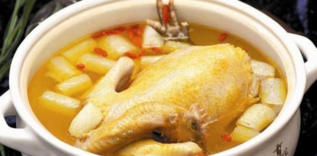 老母鸡|如果你最近虚劳咳嗽、体虚,不妨来一道“山药炖老母鸡”做法简单