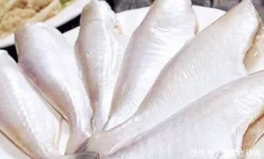 北方人吃南方的火锅,盘点南方火锅中的菜品!第六名是最重口味!