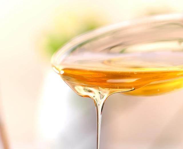 女人經(jīng)期吃點這些,給卵巢洗洗澡,讓你皮膚緊致不顯老